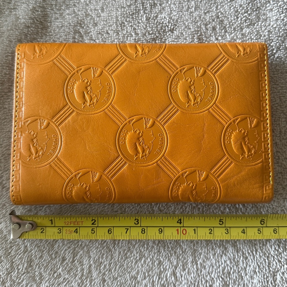 CHANEL Coco Chanel Mustard Monogrammed Bust & Logo Trifold Wallet - Picture 2 of 6